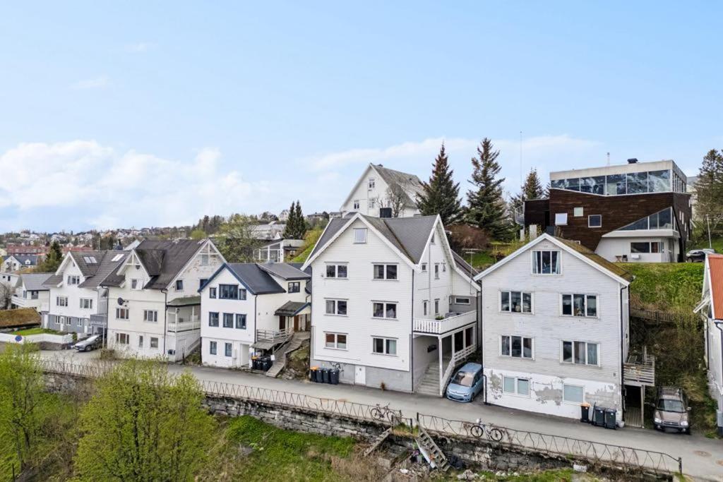 Bramy Apartments The Cozy View トロムソ エクステリア 写真