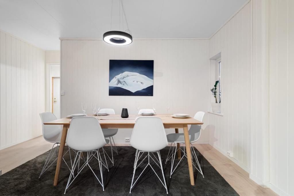 Bramy Apartments The Cozy View トロムソ エクステリア 写真